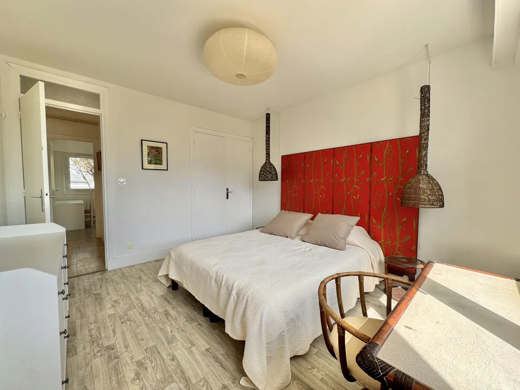 2589 - Appartement T3 avec balcon et vue mer