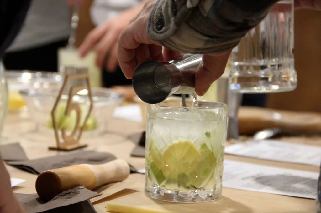 Atelier cocktails pour événement team building à Lyon