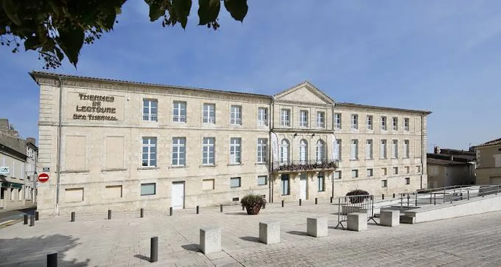 plafonds tendus dans thermes de Lectoure GERS 32