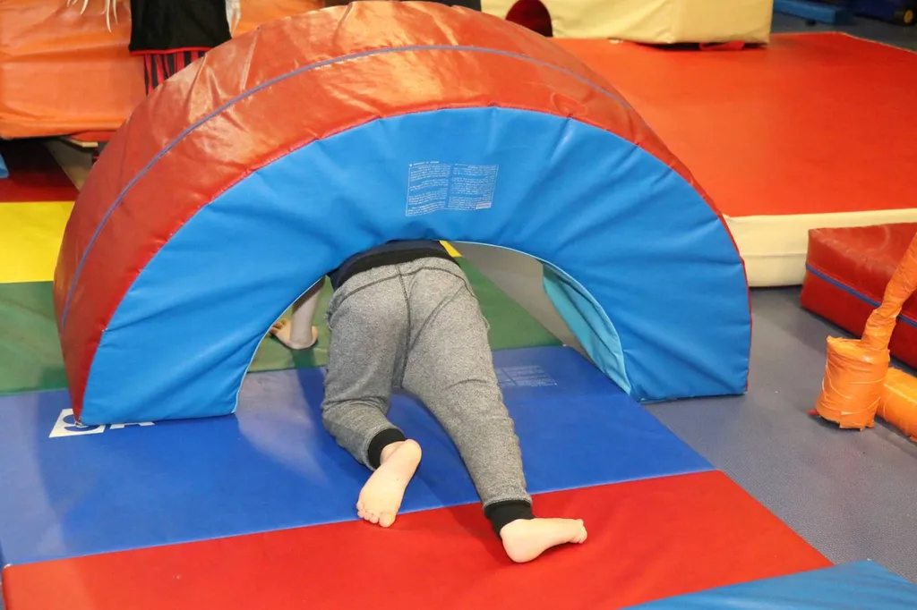 Cours de baby gym non-marcheurs chez EdenKids Bouc Bel Air à côté d'Aix-en-Provence