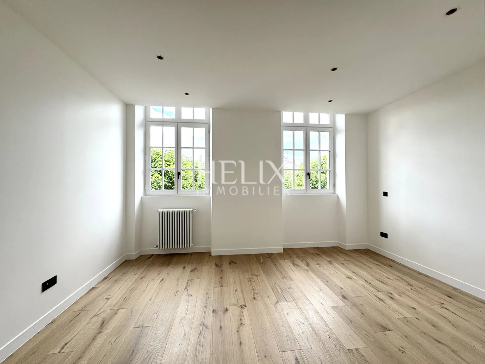 Programme neuf maison de ville 192,10 M2 jardin et terrasse à Saint-Germain-en-Laye , RER A 10 mn, livraison été 2024.