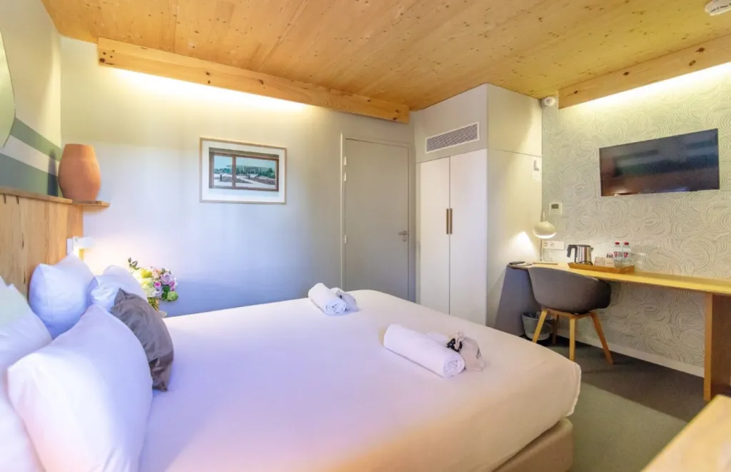 Chambre Premium Double - Hôtel design avec vue jardin à Aix-en-Provence