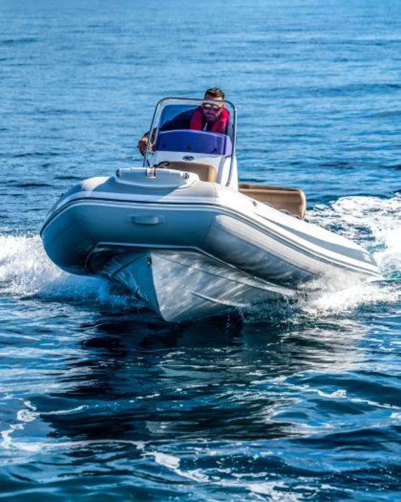 Grand 520 Silver Line Deluxe S 520 L – Semi-rigide polyvalent disponible en neuf à Six-Fours-les-Plages