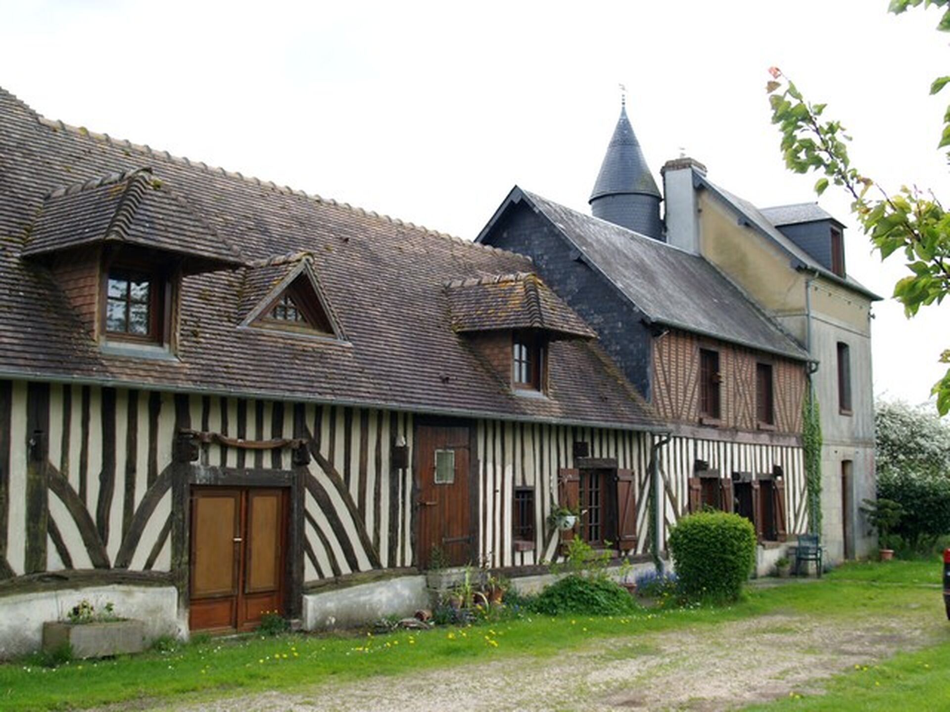 PROPRIETE EQUESTRE OU HERBAGERE proche de LISIEUX, Calvados 14
