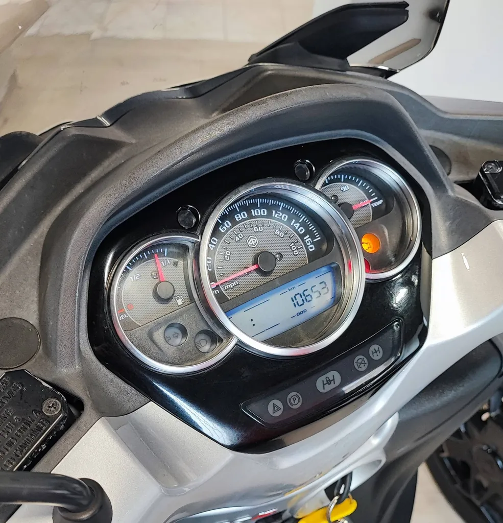 SCOOTER OCCASION PIAGGIO 300 MP3 YOURBAN IE DU 07/2018 AVEC 10700 KM