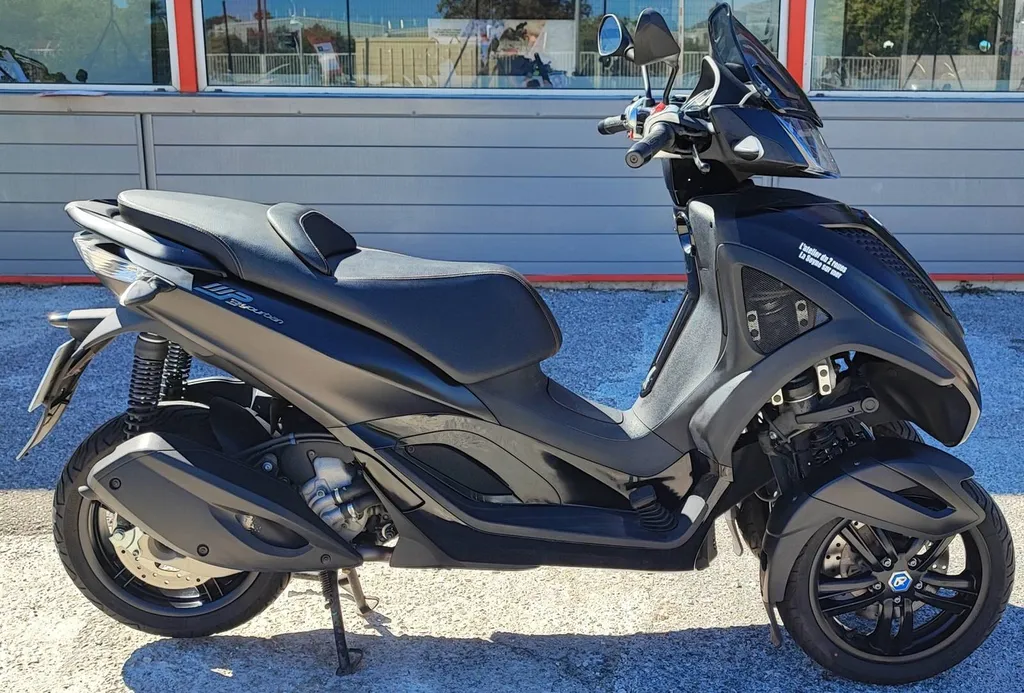 PIAGGIO MP3 YOURBAN 300cc DU 09/2019 AVEC 2150 KM