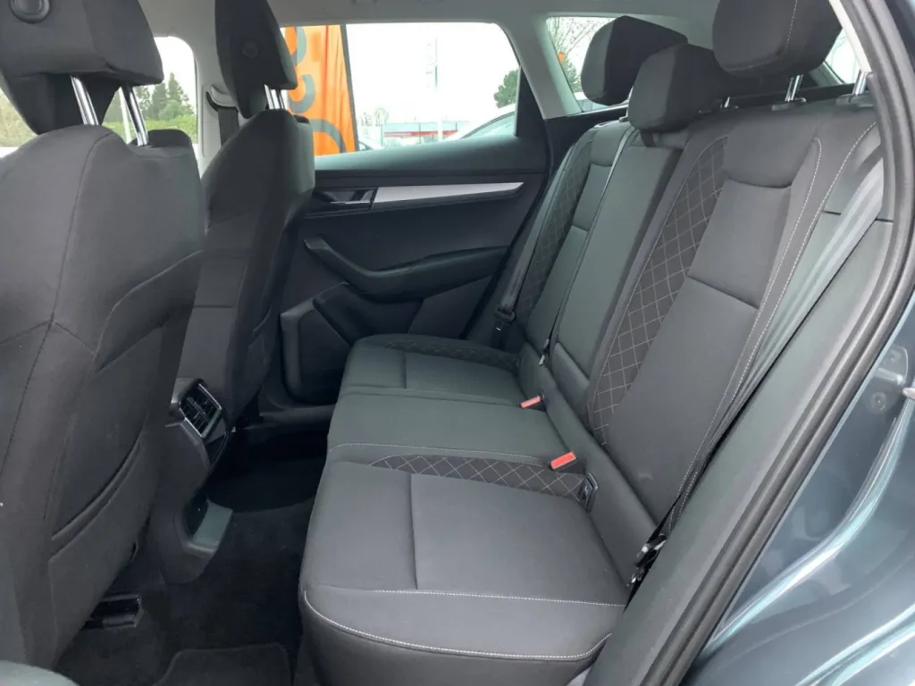 Skoda Karoq d'occasion diesel boite manuelle proche de Rouen