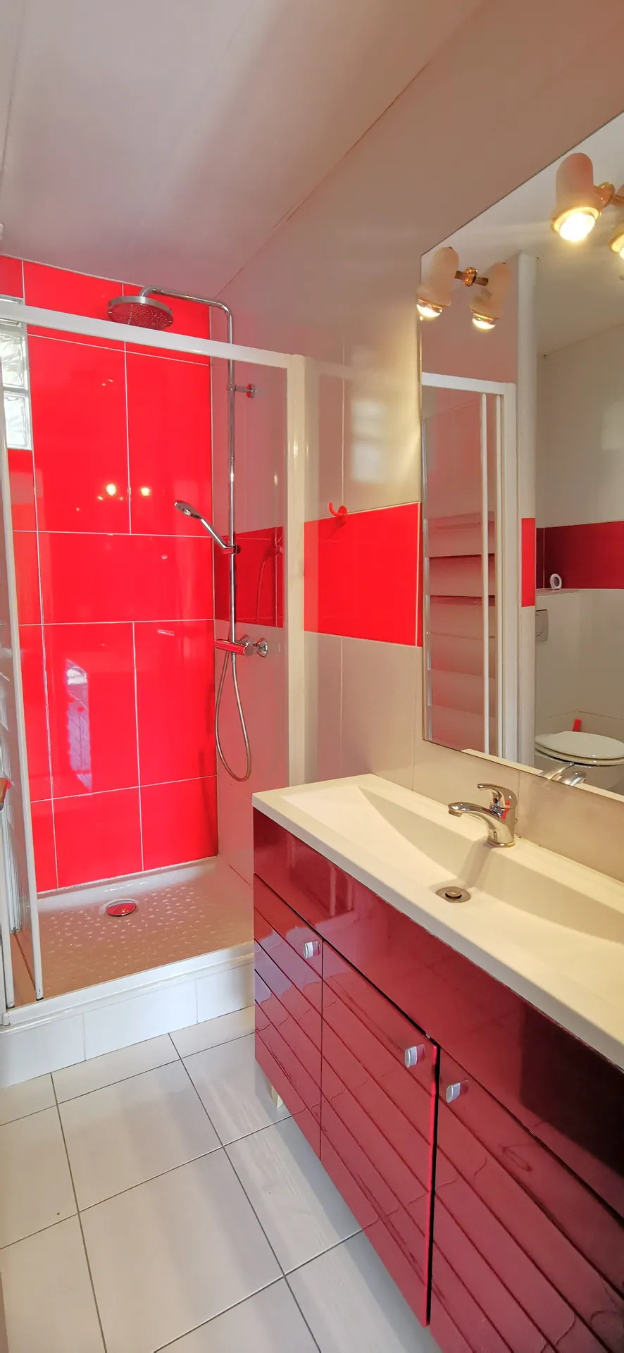 Vente appartement T1/2 Cassis avec balcon vue port et Cap Canaille dans résidence sécurisée derrière le port