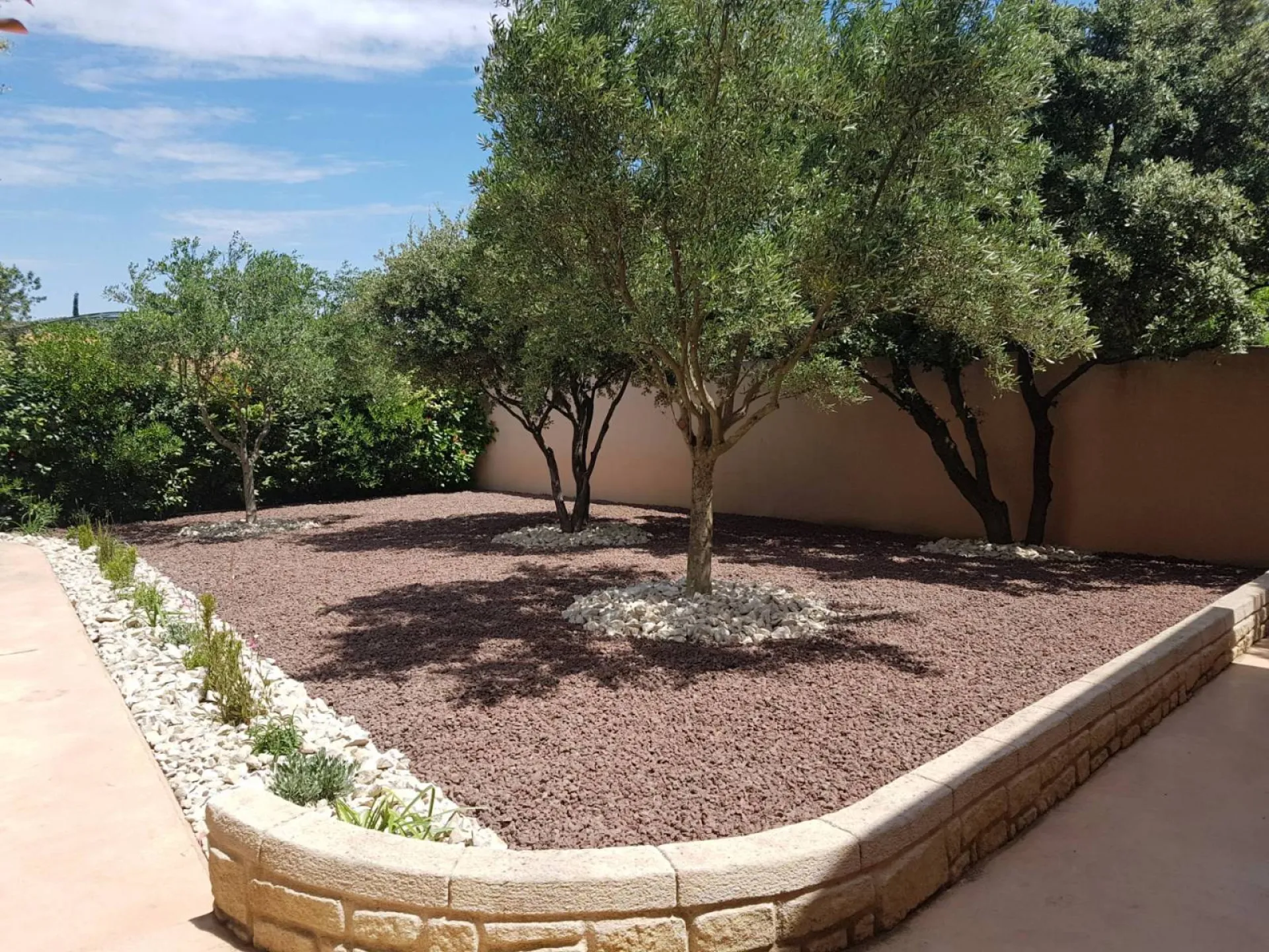 Aménagement d'un jardin à Villeneuve les avignon