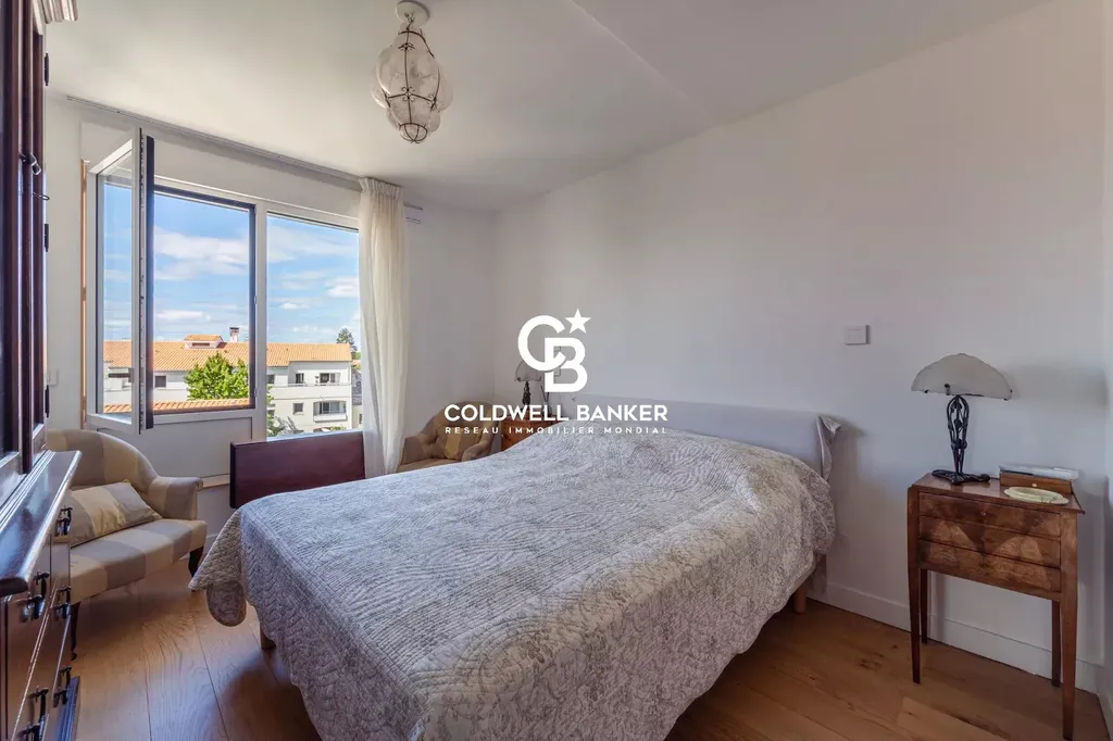 Appartement à vendre Bordeaux - dernier étage avec terrasse et balcon au Jardin Public
