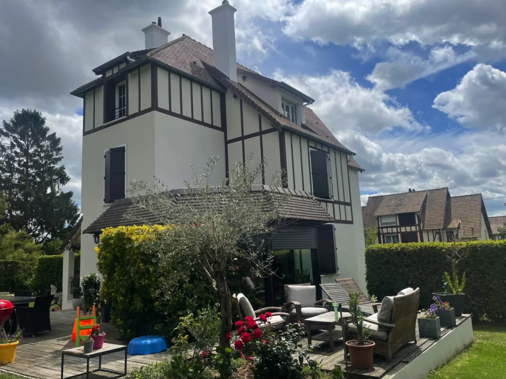 Isolation par l'extérieur avec ravalement projeté à la chaux : le choix écologique et économe d'une entreprise RGE Le Havre 76