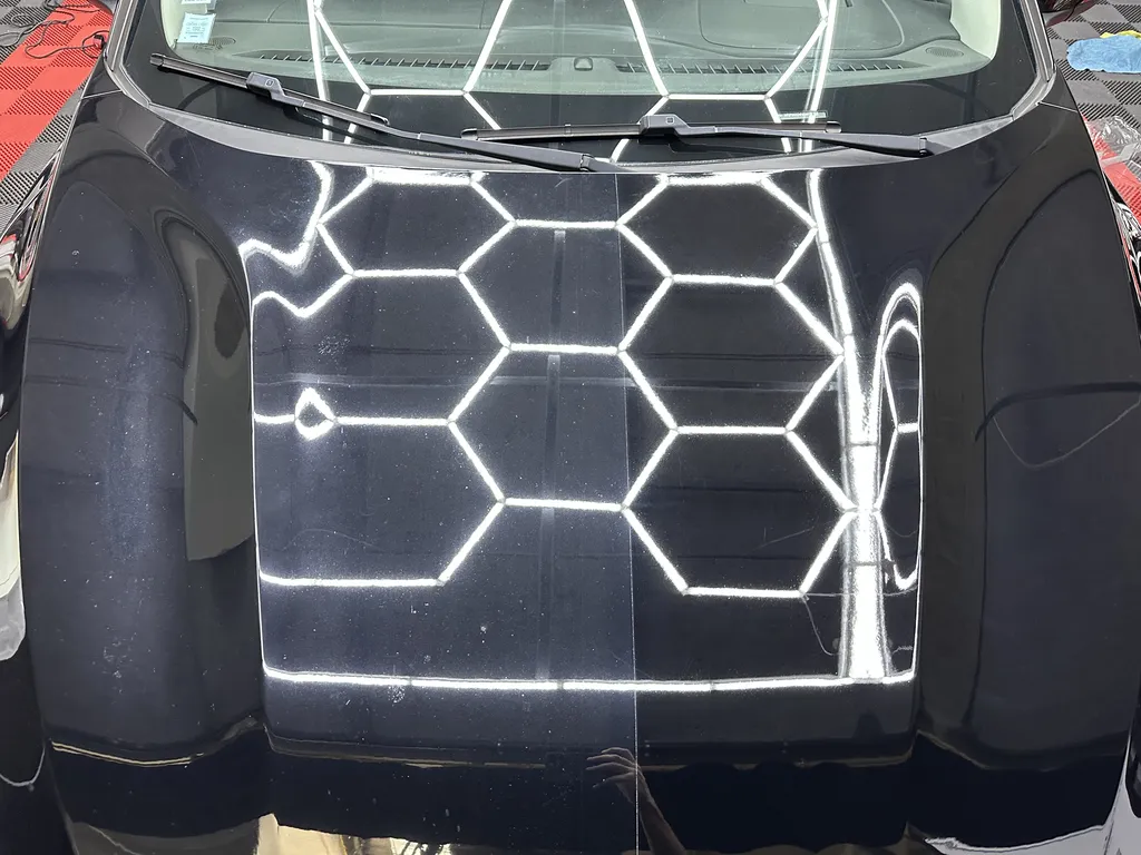 Polissage et lustrage automobile professionnel pour restaurer durablement la brillance et sublimer la peinture de son véhicule