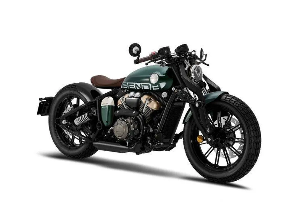 MOTO NEUVE BENDA NAPOLEON 125 SANARY SUR MER