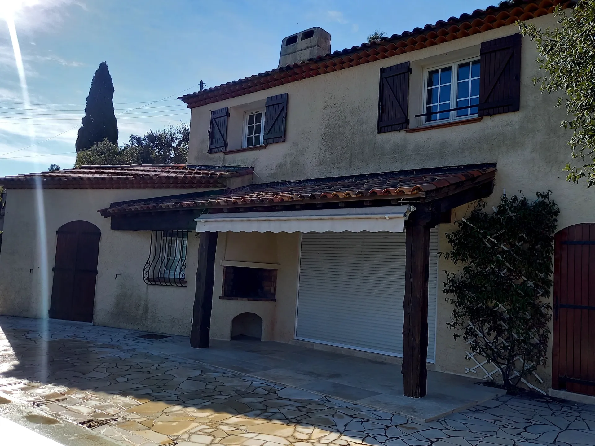 Le prix moyen d'une rénovation d'extérieur d'une maison