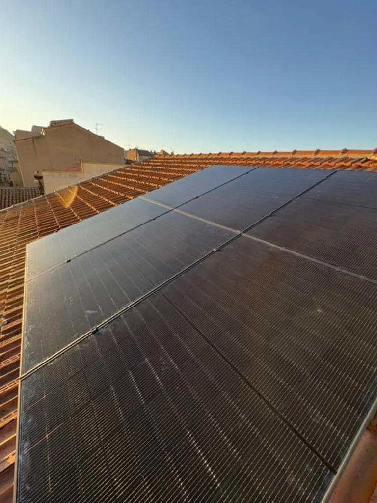 Installation de panneaux solaires sur mesure à Marseille dans le 5ème arrondissement