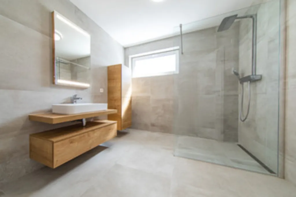 salle de bain moderne à Libourne 