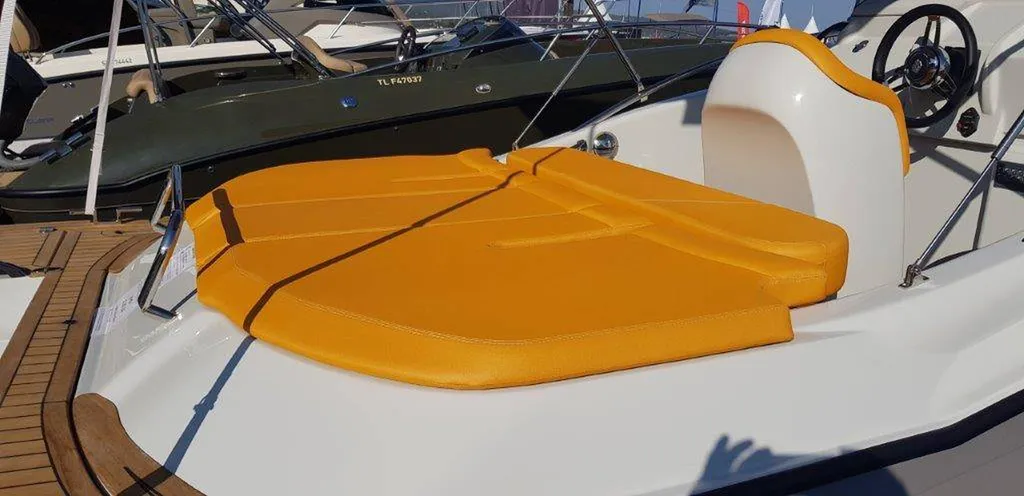 Bateau à moteur neuf Libra 650 Clear Marine à vendre à Bandol 83150