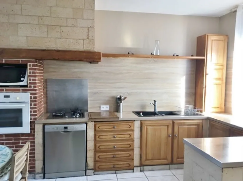 vends maison à étage proche commodités à elbeuf 76500