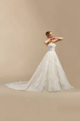 robe de mariée avec corset à Mrseille