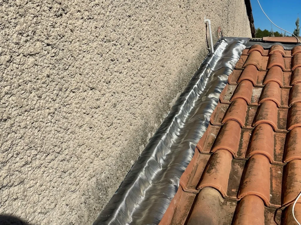 Rénovation de Solin de toiture en Plomb de maison sur Venelles 13770