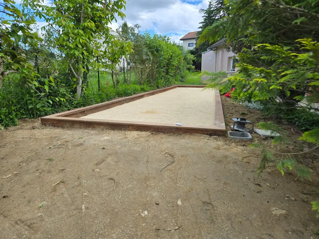 Devis pour création d'un terrain de pétanque lumineux haut de gamme à Meximieux dans l'Ain (01)