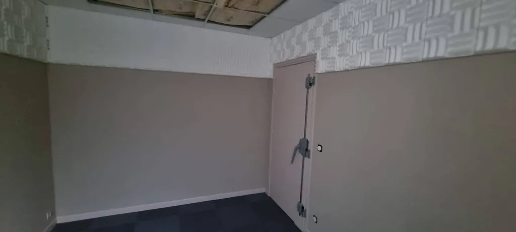 Trouver un peintre professionnel pour un cabinet médical à Beuzeville proche Pont-Audemer