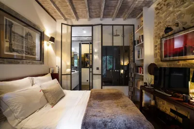 Cherche Photographe professionnel pour shooting photo d'un appartement rénové à Saint germain en laye proche de Le Pecq 78