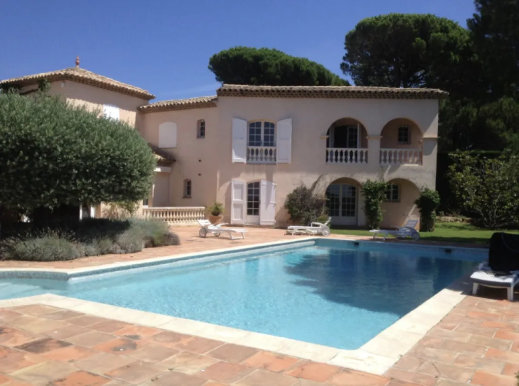 Villa 6 pièce(s) 5 chambre(s) Sainte-Maxime (83120)