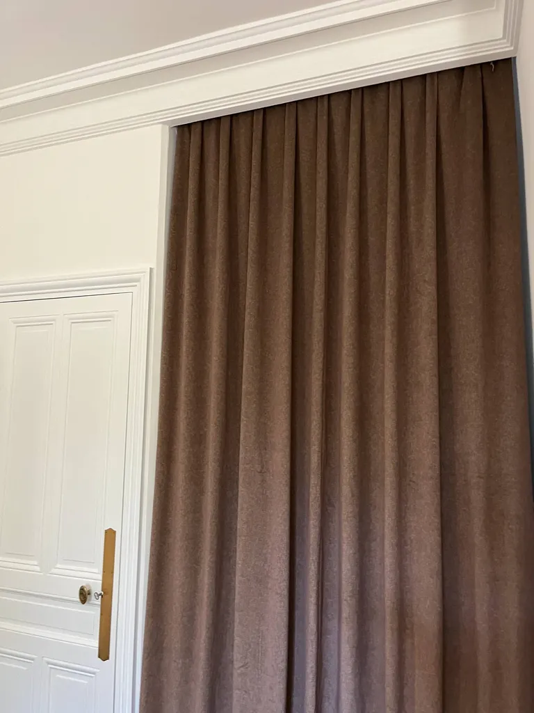 Confection de rideaux velours à Megève