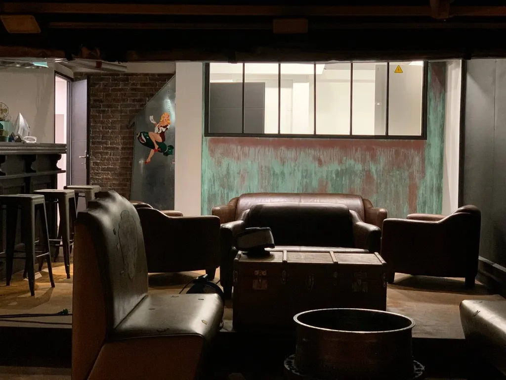 SOL ET MUR EN METAL DECO TERE DU MONDE