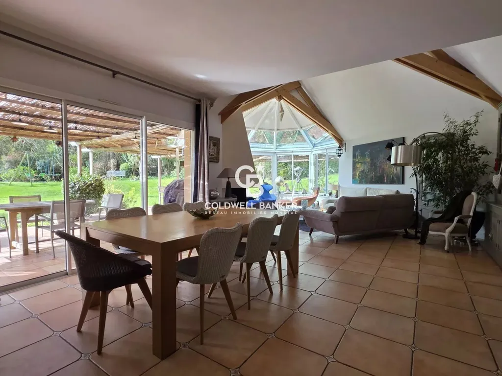 achat maison au Nord du Mans avec piscine et environnement calme