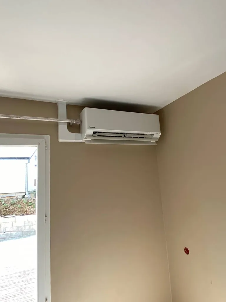POMPE A CHALEUR AIR/AIR INSTALLE SUR LE SECTEUR DE SAINT-PIERRE-LA-VIS