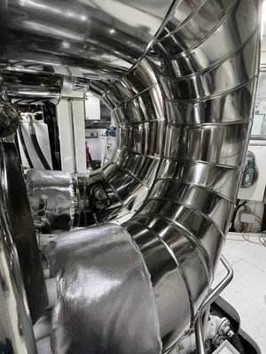 Confection de coquille en inox pour un échappement de yacht sur Monaco