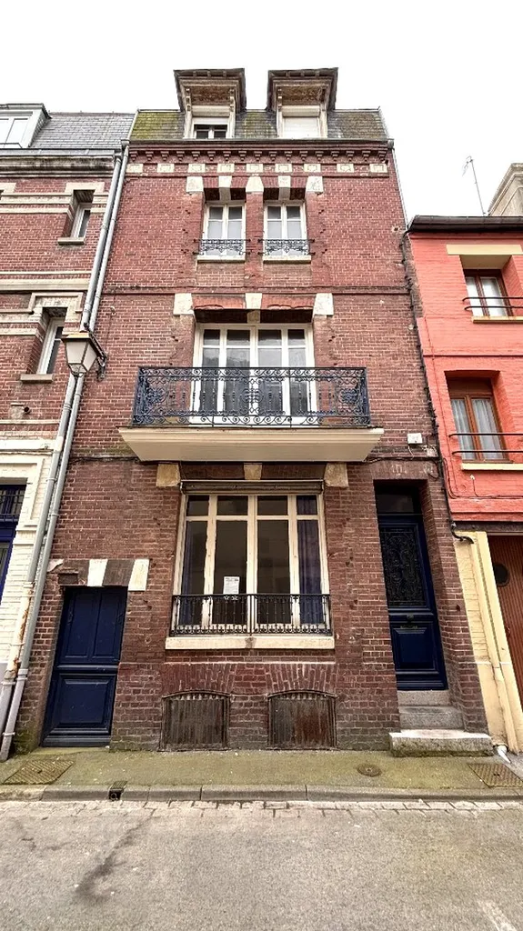 A vendre immeuble à rénover au Tréport