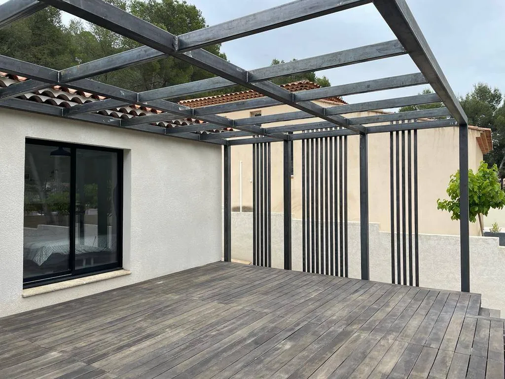 ferronnerie pergola acier rognac