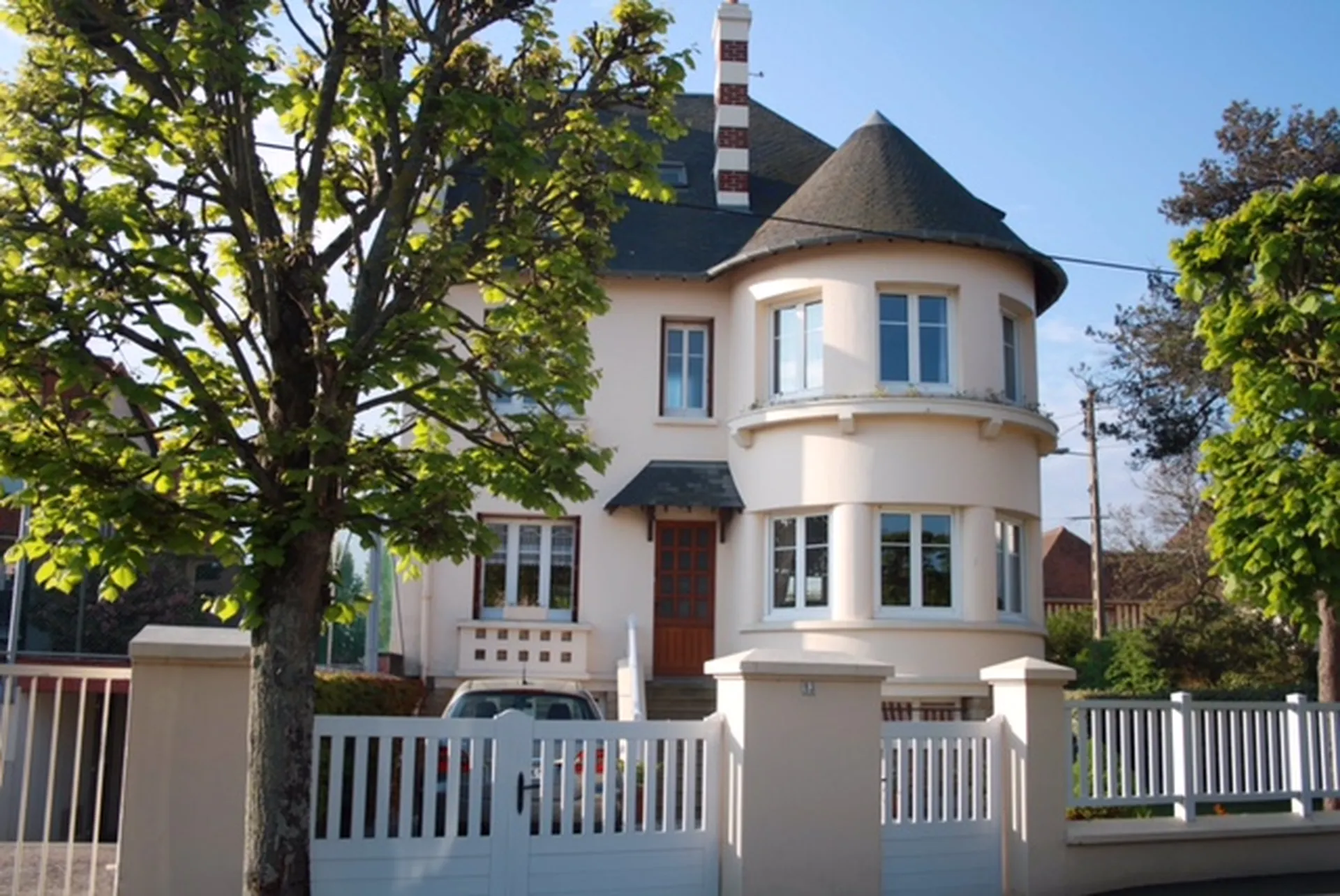 Maison de préstige à vendre à Cabourg près de la mer, agence immobilière Terres et Demeures de Normandie