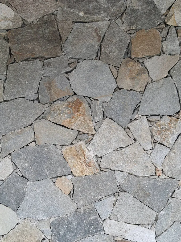 Luzerne Opus Incertum