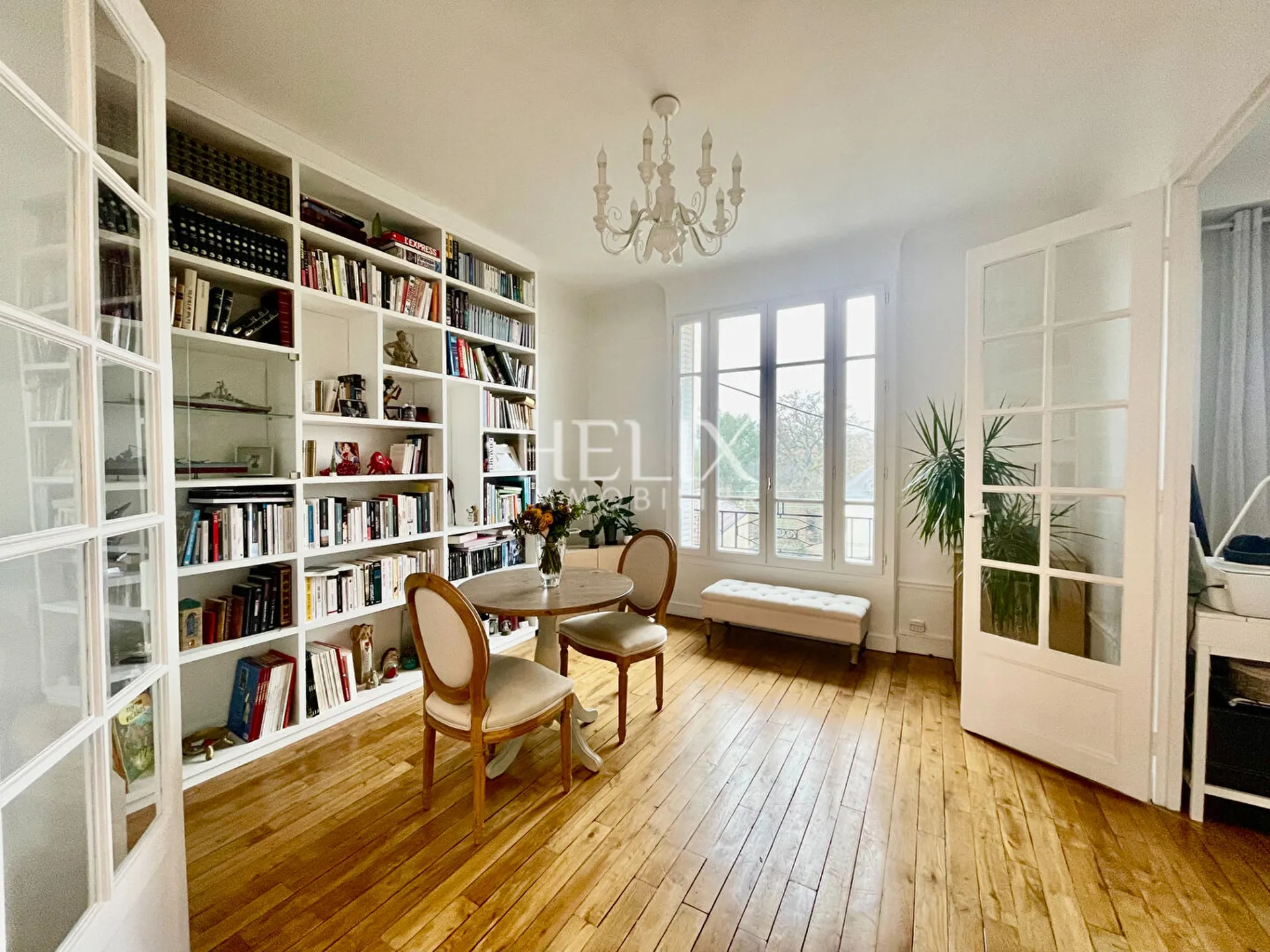 appartement beau parquet le vésinet