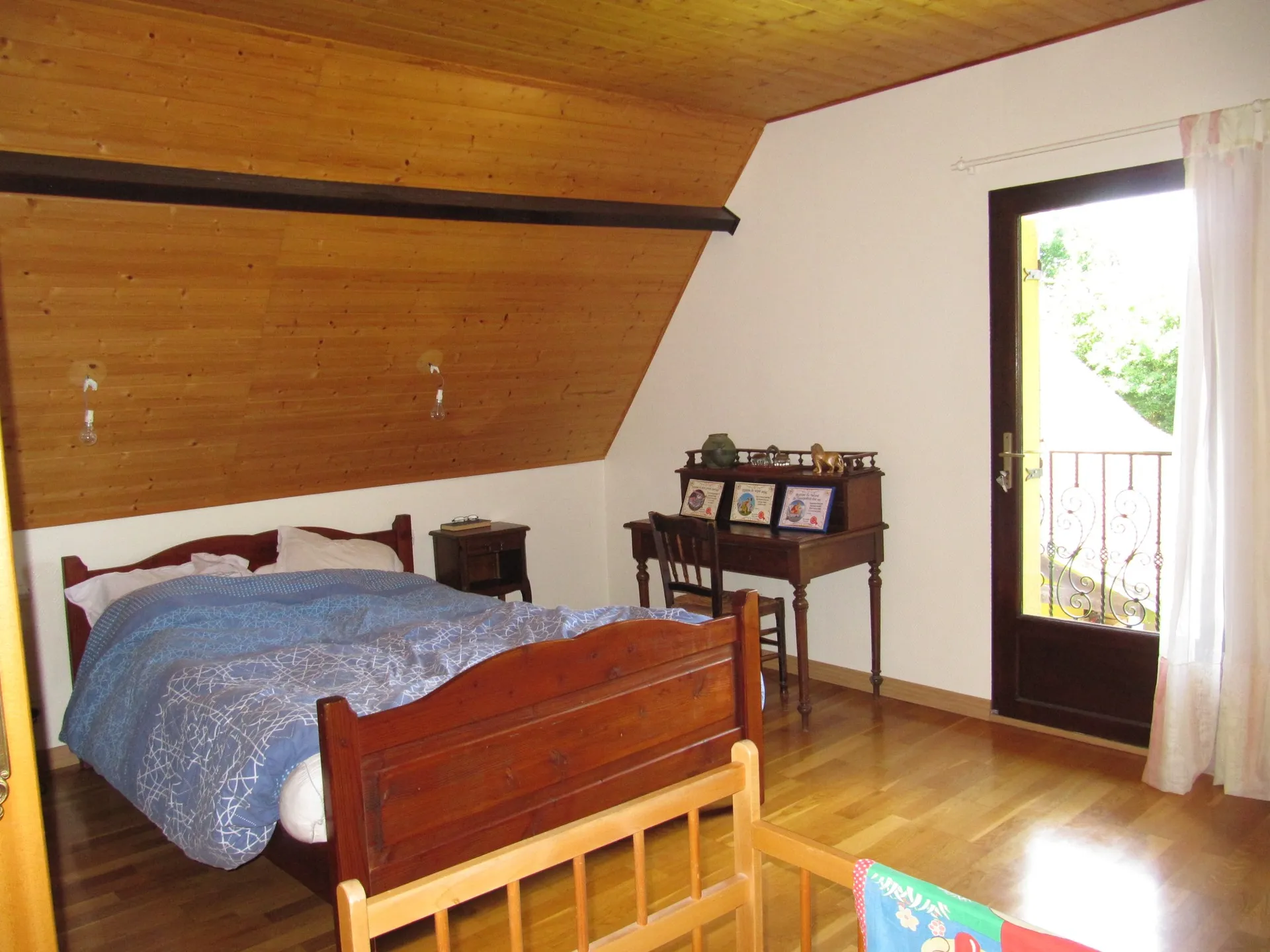 Maison avec double garage. 15 km de Lisieux (14100)