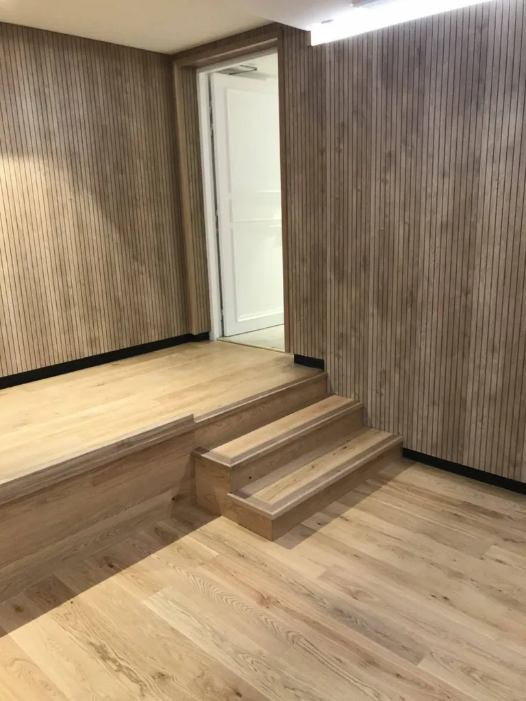 Escalier sur mesure du gymnase de BABEL REPUBLIQUE à Marseille