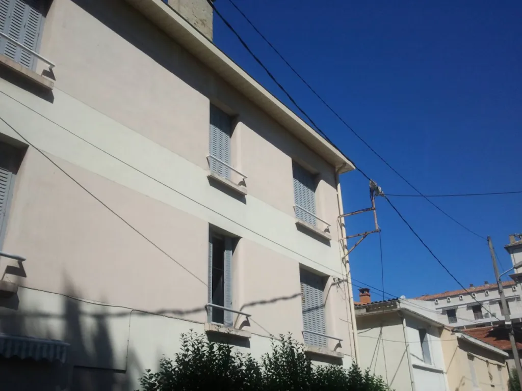 Faire poser de la sous face par un professionnel sur Avignon Vaucluse Faire poser de la sous face par un professionnel sur Avignon Vaucluse