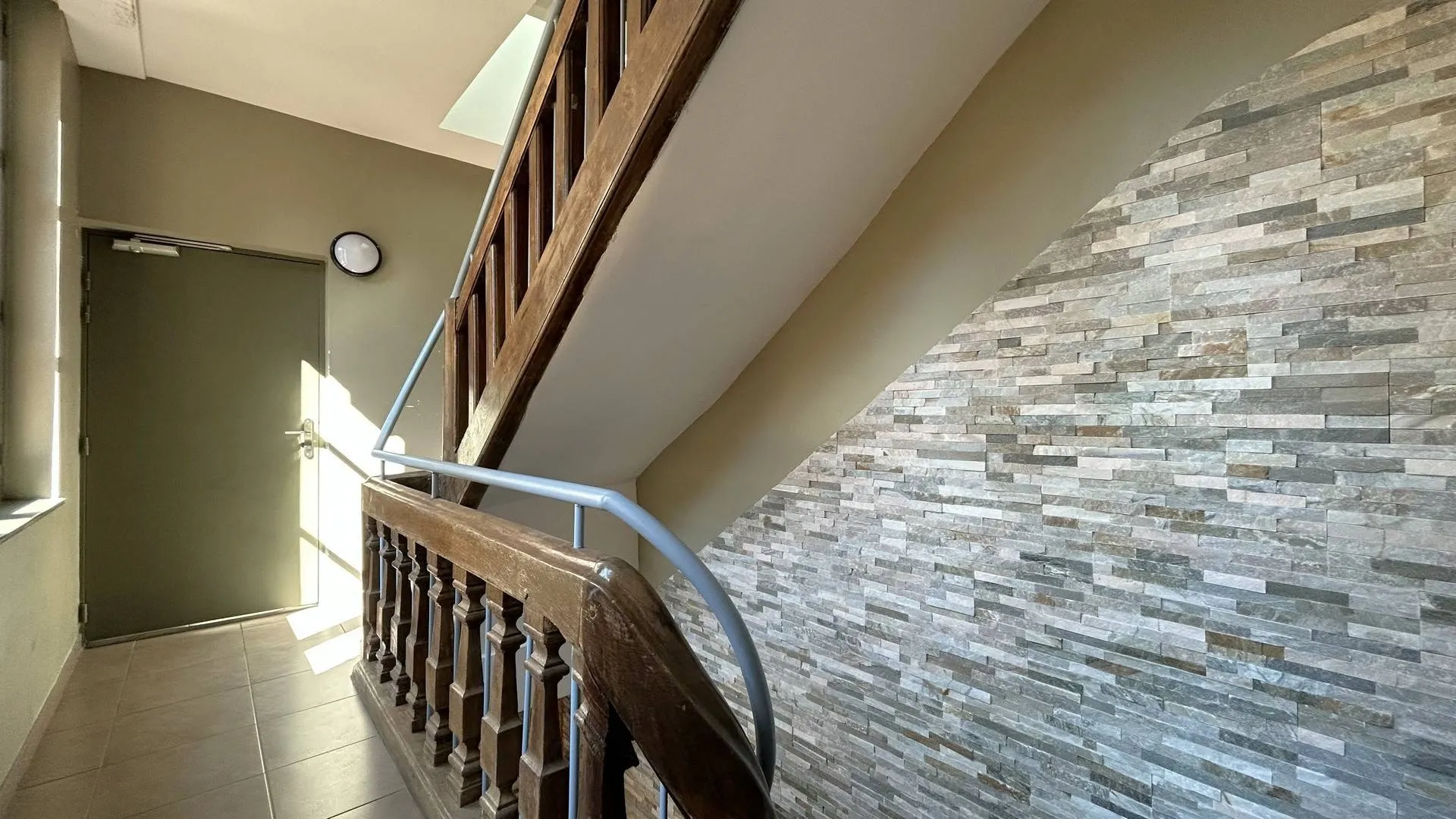 Vends appartement économe en énergie, rare en bord de mer.