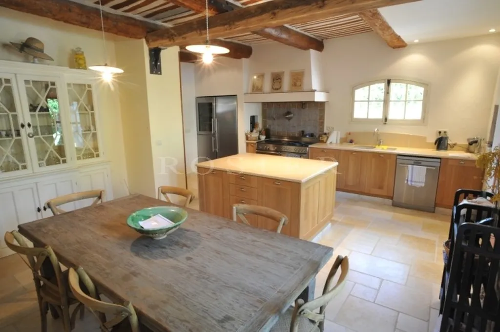 Bastide de village avec piscine en comtat Venaissin  