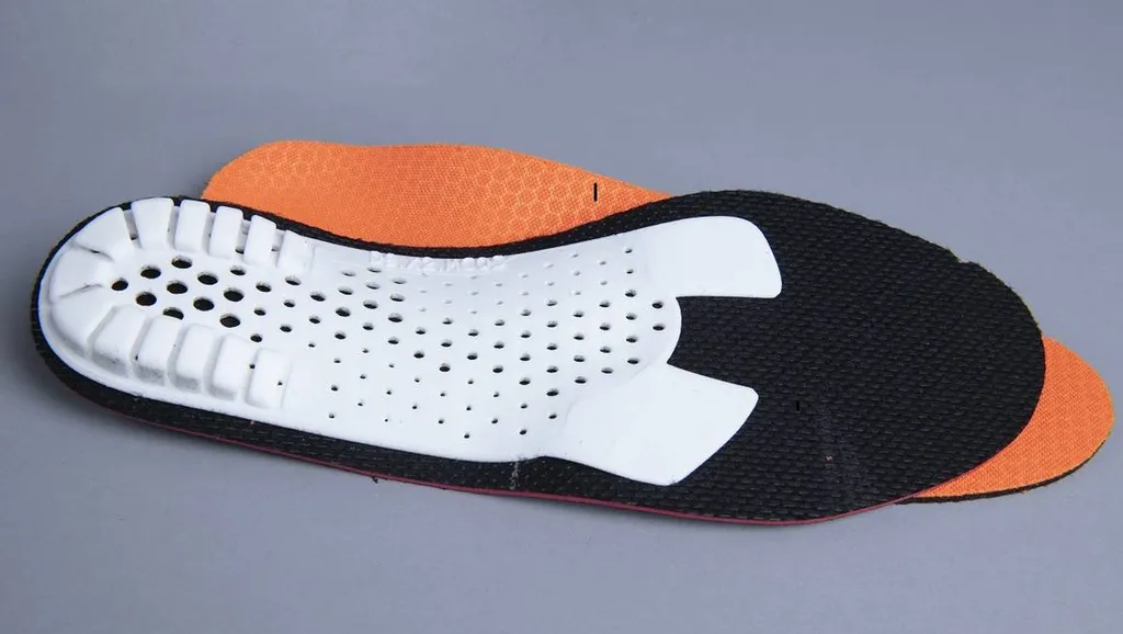 Puis-je porter des semelles orthopédiques dans toutes mes chaussures ?