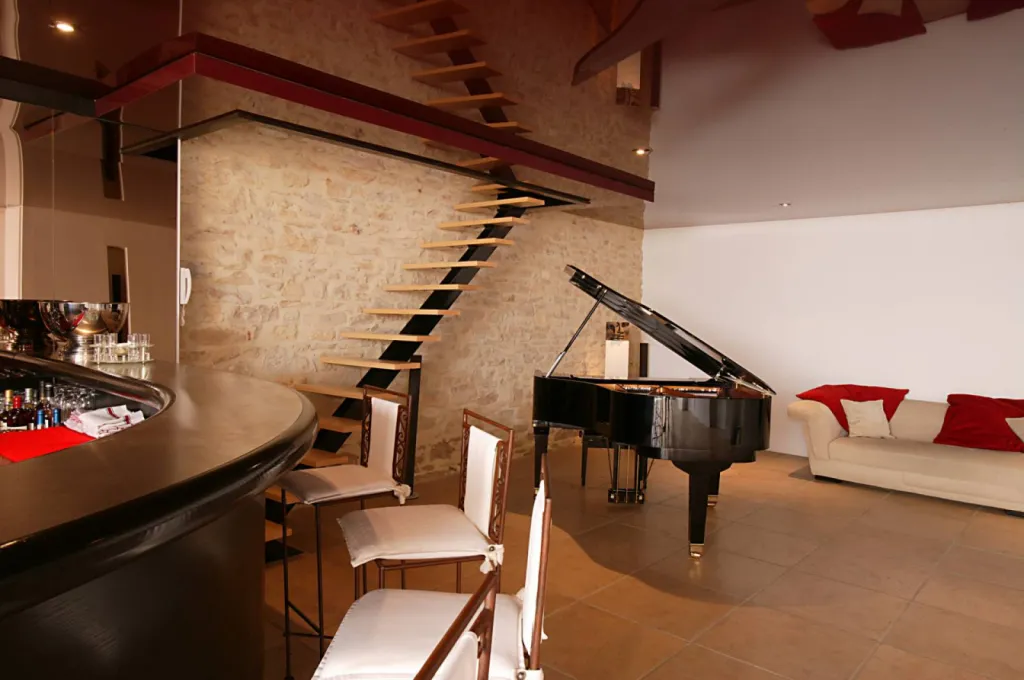 Pierre, dallage intérieur et terrasse. Pierre naturelle La pierre naturelle au 36 rue de Bourgogne 75007 PARIS