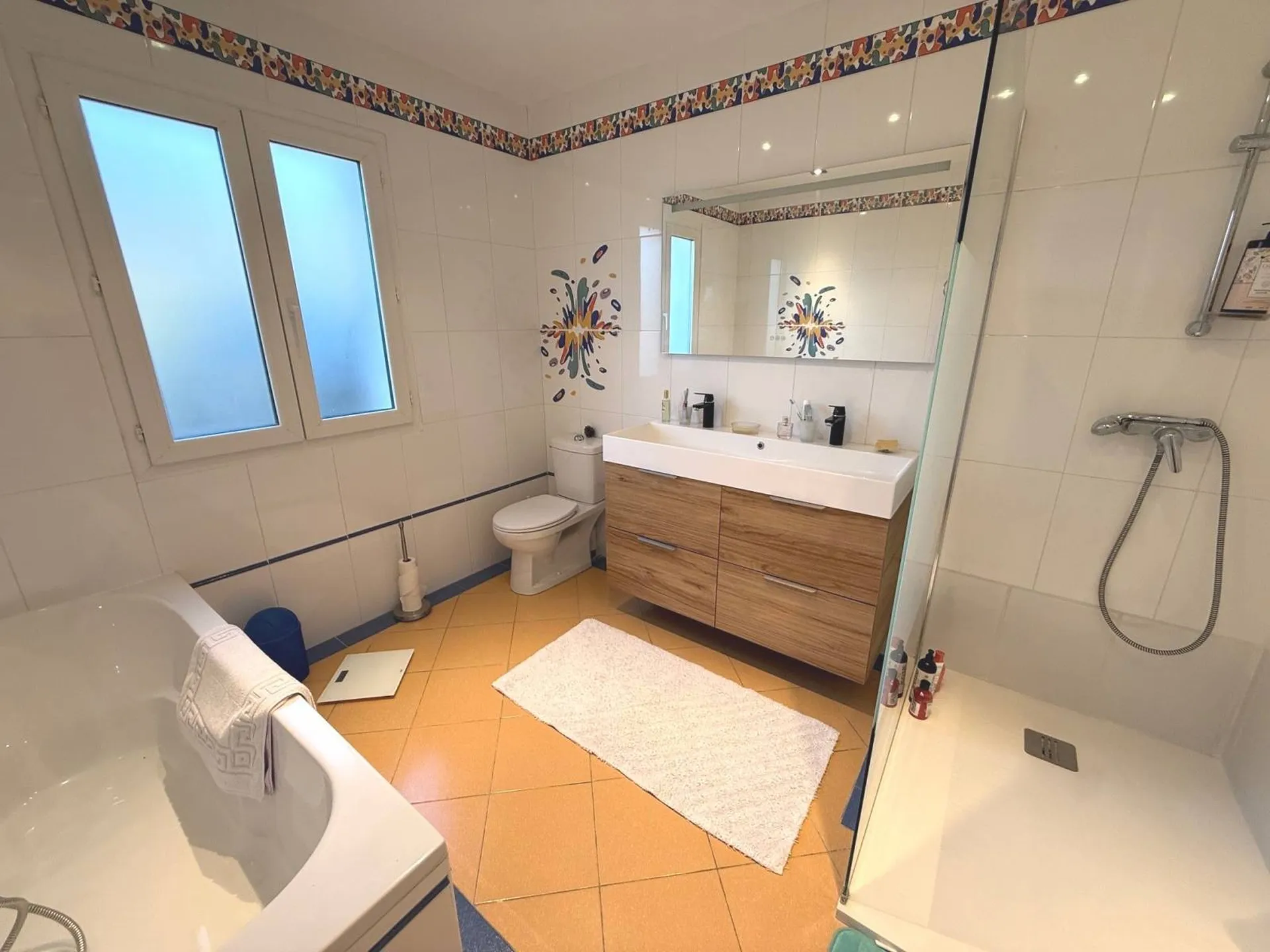 A vendre dans quartier recherché de roquefort la Bédoule maison de type 6