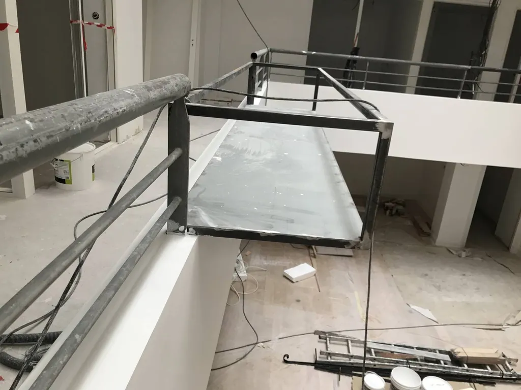 Tubes acier pour réalisation de cabine de DJ sur mesure