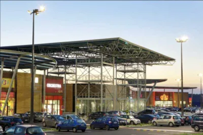 RETAIL PARK GONFREVILLE L'ORCHER - CELLULE COMMERCIAL A LOUER