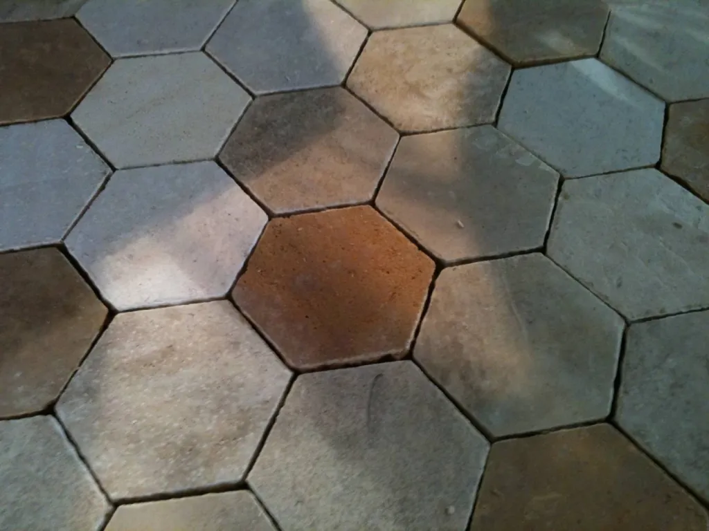 Pierre de Dordogne naturelle pour extérieur, Béziers, Nîmes, Avignon