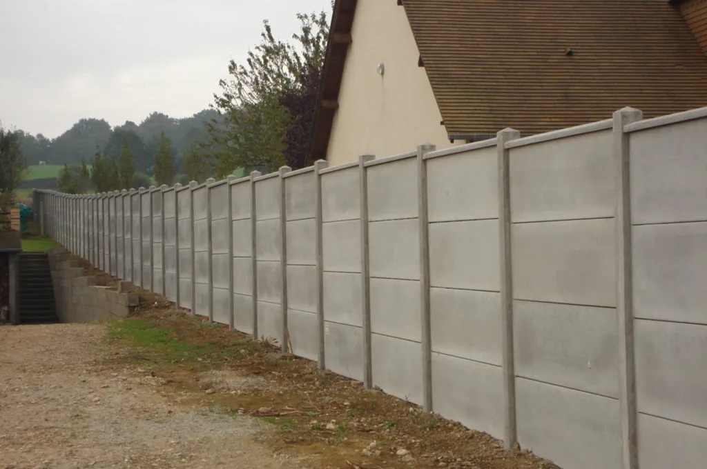 Monteur de clôture en plaques béton à Bourg Achard 27